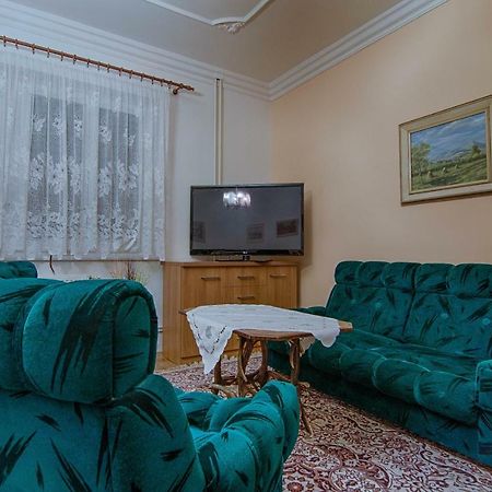 Апартаменты Pod Svatym Kopeckem Микулов Экстерьер фото
